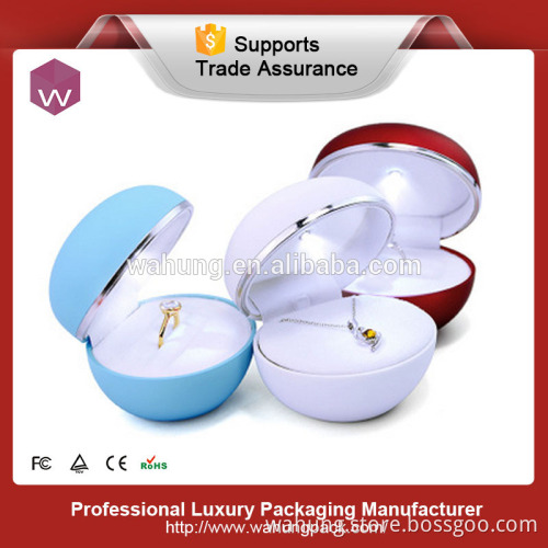 new arrival oval ring box with led light